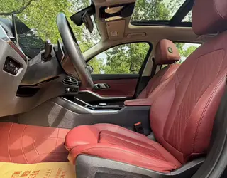 BMW 3 Series 2023 320Li M Sports suit interior photo 10