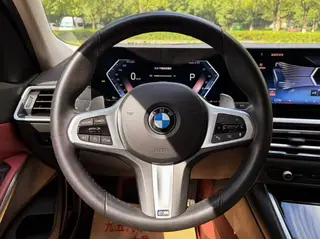 BMW 3 Series 2023 320Li M Sports suit interior photo 13