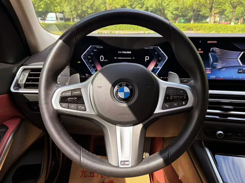 BMW 3 Series 2023 320Li M Sports suit interior photo 13
