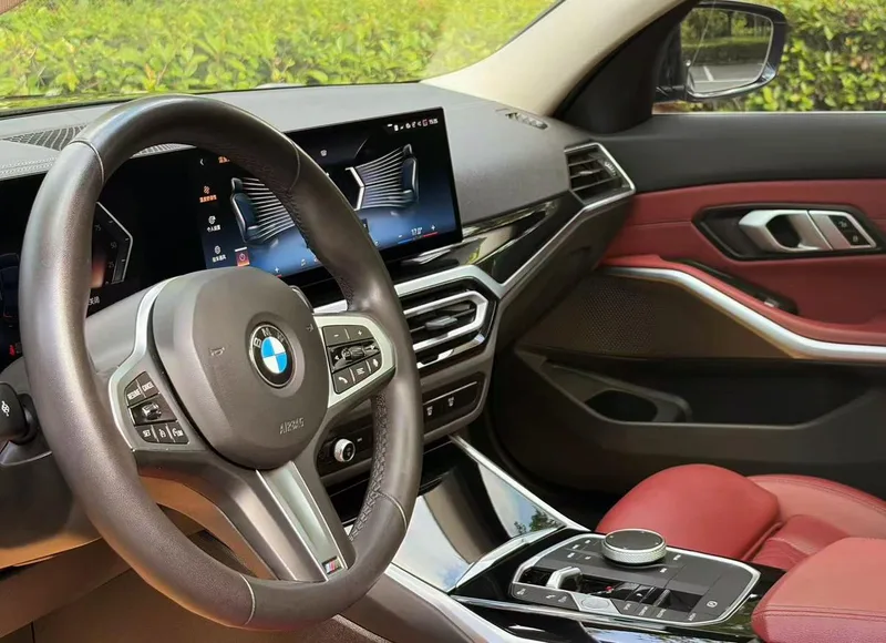 BMW 3 Series 2023 320Li M Sports suit interior photo 14