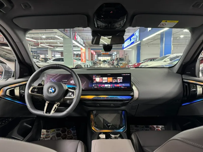 BMW X3 2025 xDrive30L Leading Type M Sports suit interior photo 13 BMW X3 2025 xDrive30L Leading Type M Sports suit interior photo 13