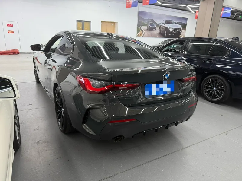 BMW 4 Series 2023 425i M Sports Night Suit interior photo 13 BMW 4 Series 2023 425i M Sports Night Suit interior photo 13