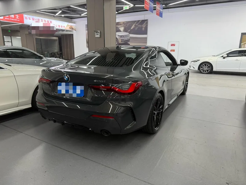 BMW 4 Series 2023 425i M Sports Night Suit interior photo 14 BMW 4 Series 2023 425i M Sports Night Suit interior photo 14