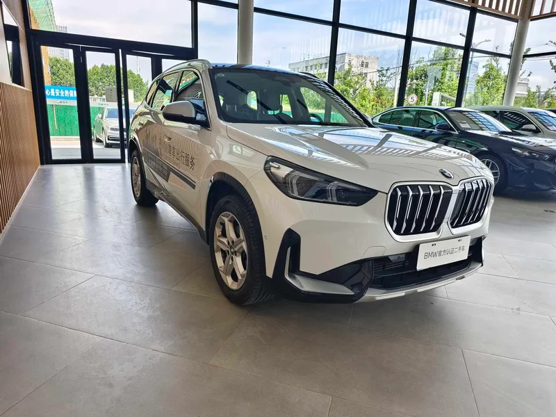 BMW X1 2023 sDrive20Li X Design Suit exterior photo 3 BMW X1 2023 sDrive20Li X Design Suit exterior photo 3