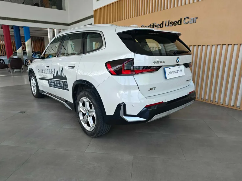 BMW X1 2023 sDrive20Li X Design Suit exterior photo 7 BMW X1 2023 sDrive20Li X Design Suit exterior photo 7
