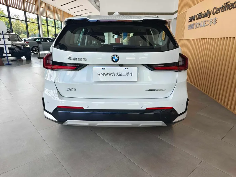 BMW X1 2023 sDrive20Li X Design Suit exterior photo 8 BMW X1 2023 sDrive20Li X Design Suit exterior photo 8