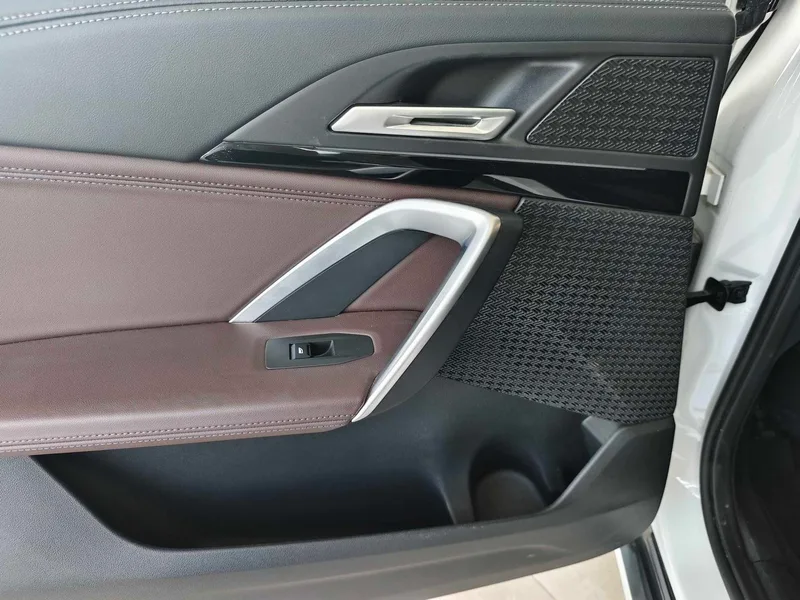 BMW X1 2023 sDrive20Li X Design Suit interior photo 16 BMW X1 2023 sDrive20Li X Design Suit interior photo 16