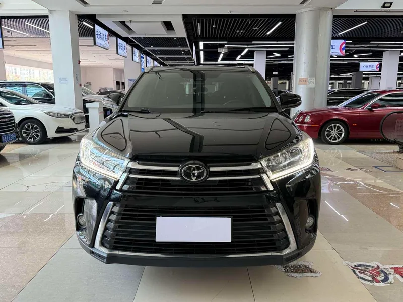 Toyota Highlander 2021 2.0T 4WD Premium Edition 7 Asiento exterior foto 2 Toyota Highlander 2021 2.0T 4WD Premium Edition 7 Asiento exterior foto 2