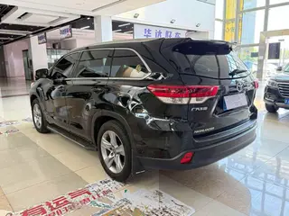 Toyota Highlander 2021 2.0T 4WD Premium Edition 7 Asiento exterior foto 4 Toyota Highlander 2021 2.0T 4WD Premium Edition 7 Asiento exterior foto 4