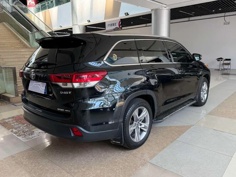 Toyota Highlander 2021 2.0T 4WD Premium Edition 7 Asiento exterior foto 6 Toyota Highlander 2021 2.0T 4WD Premium Edition 7 Asiento exterior foto 6