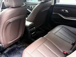 BMW 3 Series 2023 320Li M Sports suit exterior photo 5