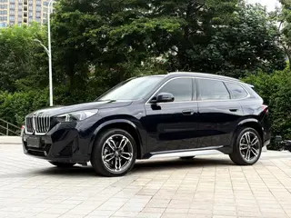 BMW X1 2023 sDrive25Li M Sports suit