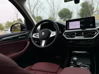 BMW X3 2022 Restyling xDrive25i M Sports suit interior photo 13
