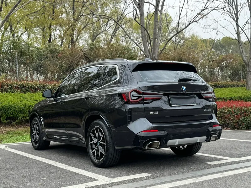 BMW X3 2022 Restyling xDrive25i M Sports suit interior photo 19