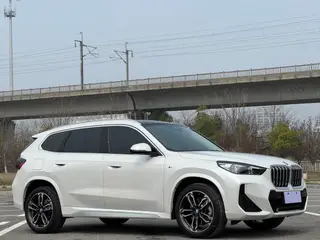 BMW X1 2023 sDrive25Li M Sports suit exterior photo 3 BMW X1 2023 sDrive25Li M Sports suit exterior photo 3