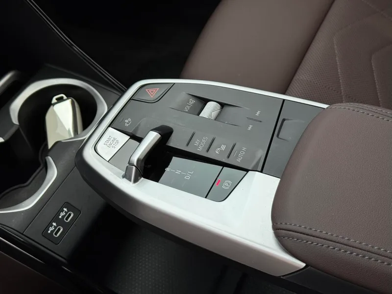 BMW X1 2023 sDrive25Li M Sports suit exterior photo 6 BMW X1 2023 sDrive25Li M Sports suit exterior photo 6
