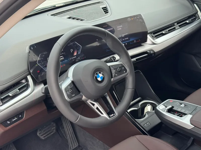 BMW X1 2023 sDrive25Li M Sports suit exterior photo 7 BMW X1 2023 sDrive25Li M Sports suit exterior photo 7