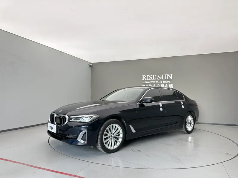 BMW 5 Series 2022 Second change 525Li Luxury Set exterior photo 1 BMW 5 Series 2022 Second change 525Li Luxury Set exterior photo 1