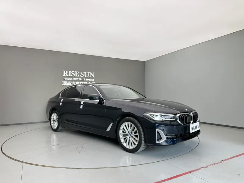 BMW 5 Series 2022 Second change 525Li Luxury Set exterior photo 3 BMW 5 Series 2022 Second change 525Li Luxury Set exterior photo 3