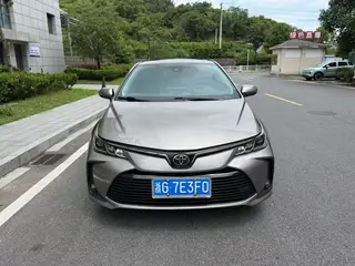 Toyota Corolla 2019 1.2T S-CVT GL-i Элитная версия экстерьер фото 2 Toyota Corolla 2019 1.2T S-CVT GL-i Элитная версия экстерьер фото 2