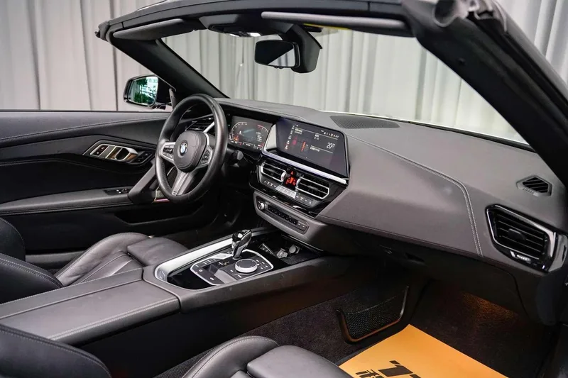 BMW Z4 2022 sDrive 25i M Ensemble de sport intérieur photo 6
