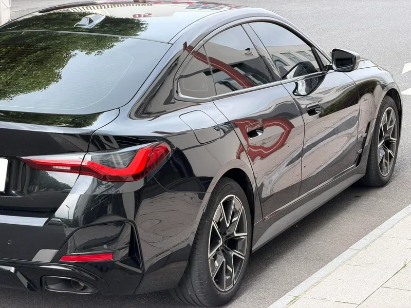 BMW 4 Series 2023 425i Gran Coupe M Sports suit exterior photo 4