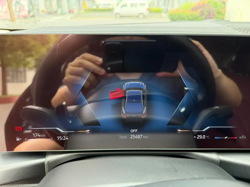 BMW 4 Series 2023 425i Gran Coupe M Sports suit interior photo 14