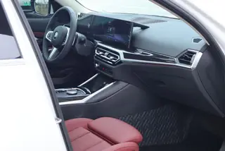 BMW 3 Series 2023 325Li M Sports suit exterior photo 8