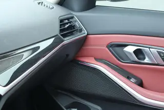 BMW 3 Series 2023 325Li M Sports suit interior photo 12