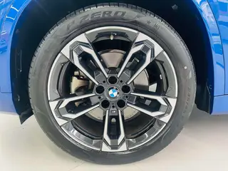 BMW X1 2023 sDrive25Li M Sports suit exterior photo 3