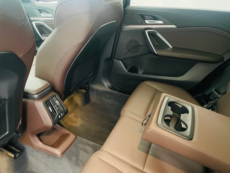 BMW X1 2023 sDrive25Li M Sports suit interior photo 11