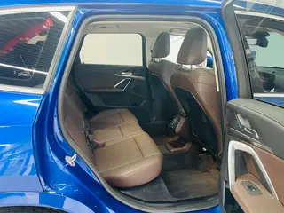 BMW X1 2023 sDrive25Li M Sports suit interior photo 12