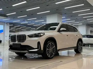 BMW X1 2023 xDrive25Li X Набор дизайна