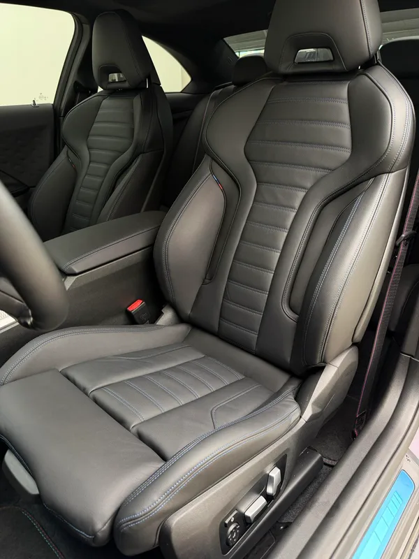 BMW 2 Series 2024 M240i Coupe interior photo 18 BMW 2 Series 2024 M240i Coupe interior photo 18