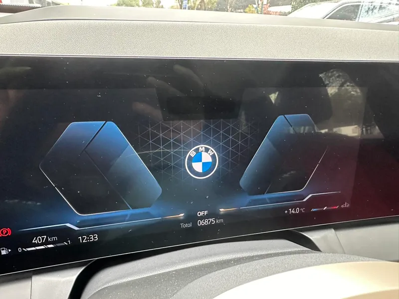 BMW X3 2025 xDrive30L Premium Class M Sports suit interior photo 12 BMW X3 2025 xDrive30L Premium Class M Sports suit interior photo 12