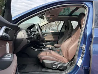 BMW 1 Series 2023 125i M Sports Obsidian Night Edition interior photo 16
