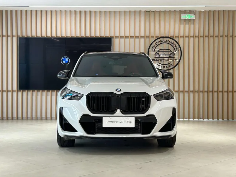 BMW X1 2024 M35Li exterior photo 3 BMW X1 2024 M35Li exterior photo 3