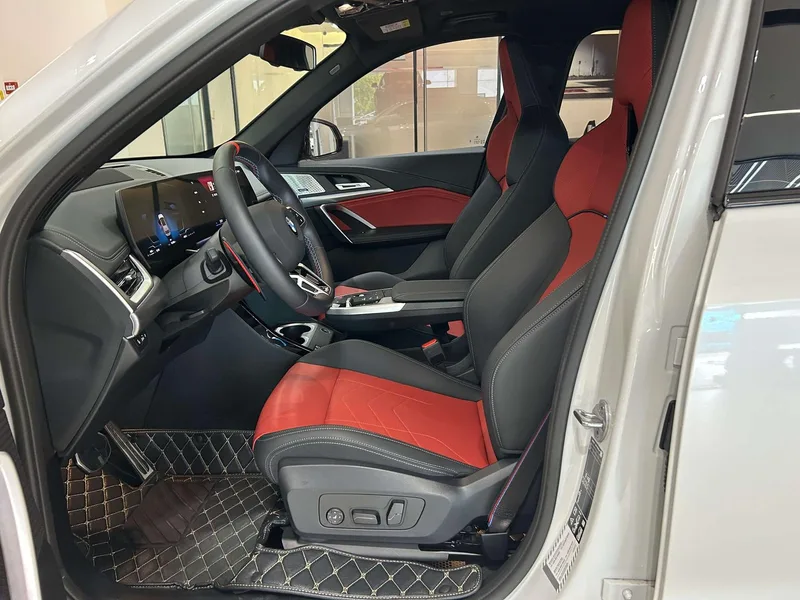 BMW X1 2024 M35Li interior photo 10 BMW X1 2024 M35Li interior photo 10
