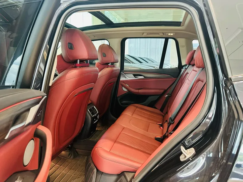 BMW X3 2023 xDrive30i Líder M Traje de noche Yao interior foto 6 BMW X3 2023 xDrive30i Líder M Traje de noche Yao interior foto 6