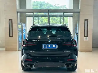 BMW X3 2023 xDrive30i Líder M Traje de noche Yao interior foto 8 BMW X3 2023 xDrive30i Líder M Traje de noche Yao interior foto 8