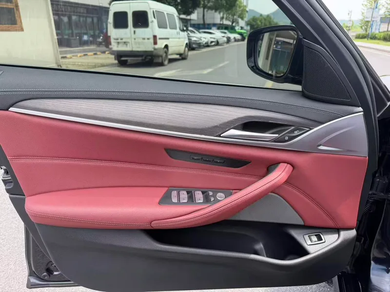 BMW 5 Series 2023 530Li Leading Type M Sports suit exterior photo 4 BMW 5 Series 2023 530Li Leading Type M Sports suit exterior photo 4