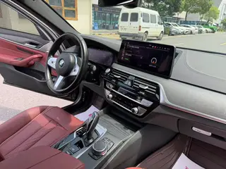 BMW 5 Series 2023 530Li Leading Type M Sports suit interior photo 12 BMW 5 Series 2023 530Li Leading Type M Sports suit interior photo 12