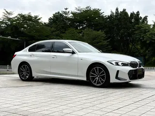 BMW 3 Series 2025 325Li M Ensemble de sport extérieur photo 3 BMW 3 Series 2025 325Li M Ensemble de sport extérieur photo 3