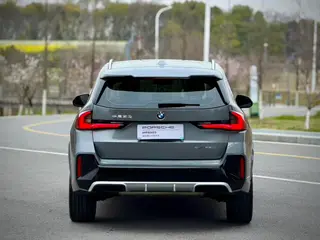 BMW X1 2023 sDrive25Li M Sports suit exterior photo 3