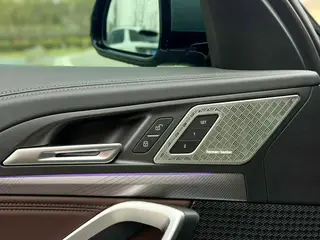 BMW X1 2023 sDrive25Li M Sports suit interior photo 7