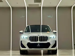 BMW X1 2023 sDrive25Li M Sports suit exterior photo 2