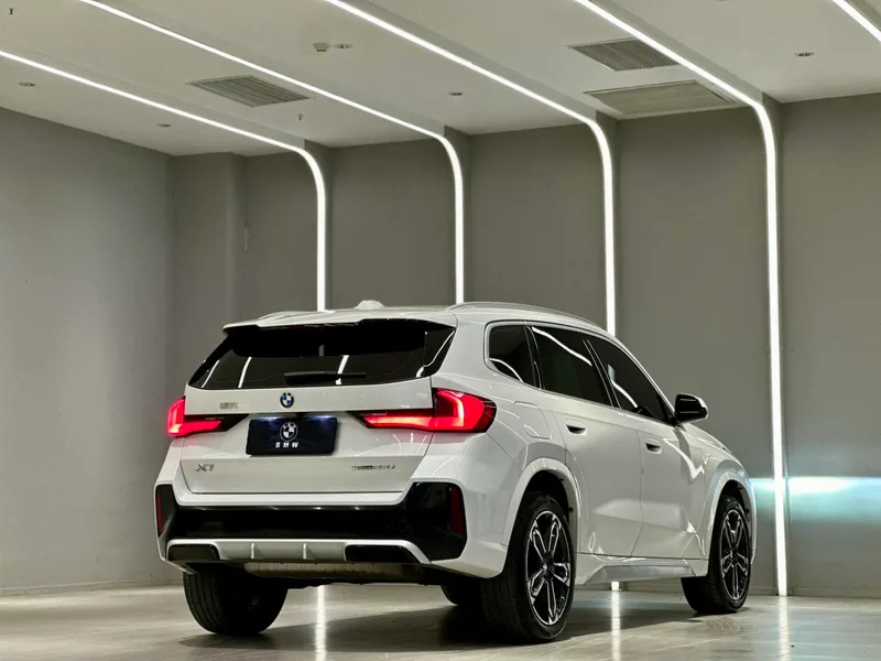BMW X1 2023 sDrive25Li M Sports suit exterior photo 4
