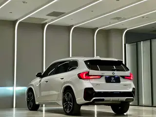 BMW X1 2023 sDrive25Li M Sports suit exterior photo 6