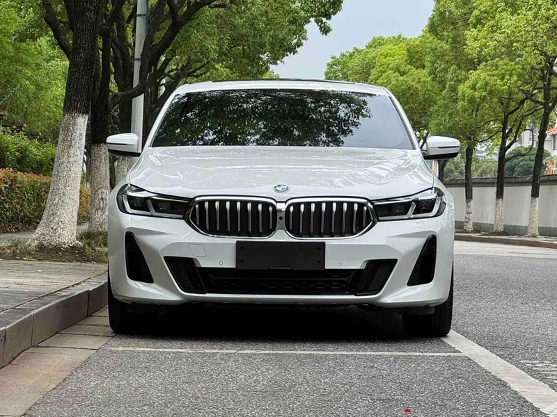 BMW 6 Series GT 2022 630i M Sports suit exterior photo 2