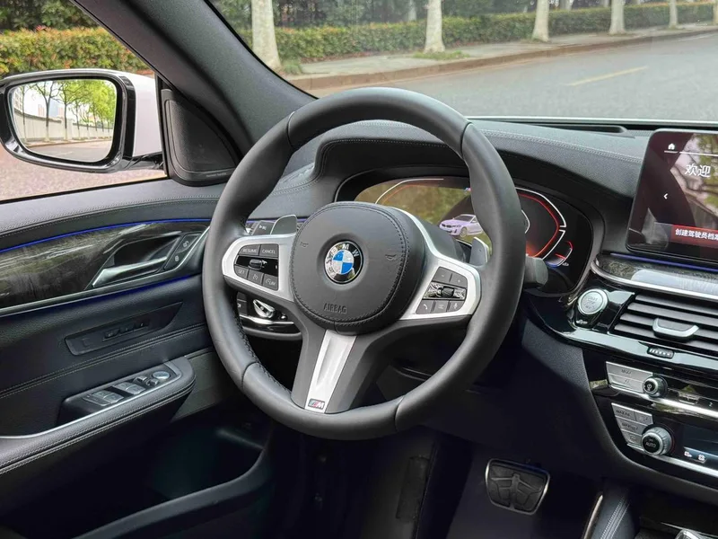 BMW 6 Series GT 2022 630i M Sports suit interior photo 12